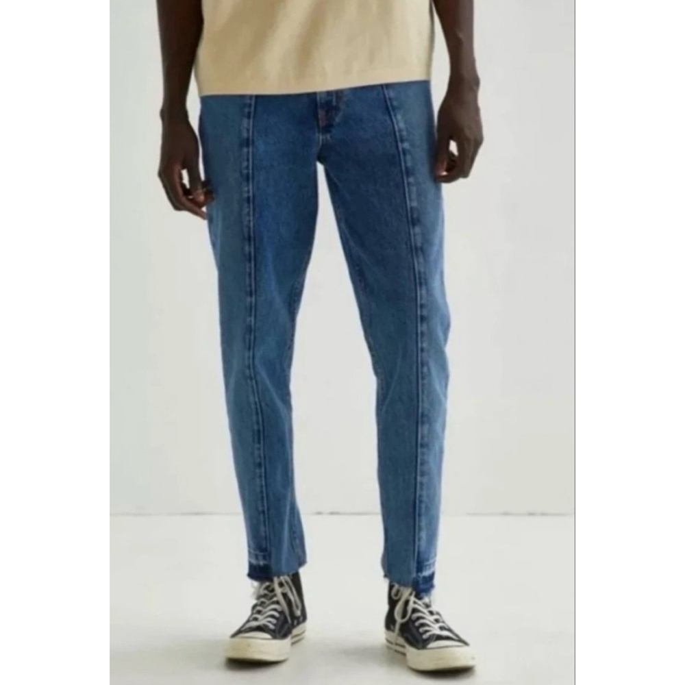 BDG Urban Outfitters dad slim tapered fit raw hem jeans waist 33